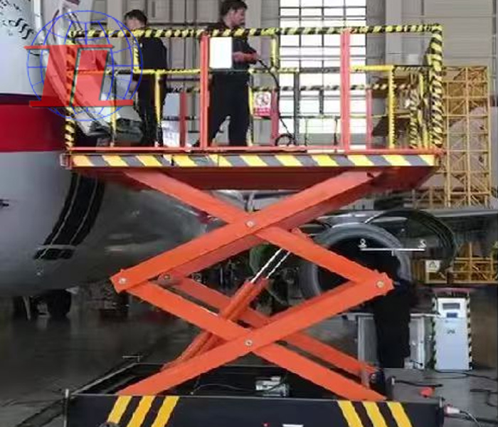 江西大型机场升降车