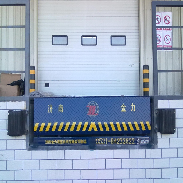 江西码头用固定登车桥